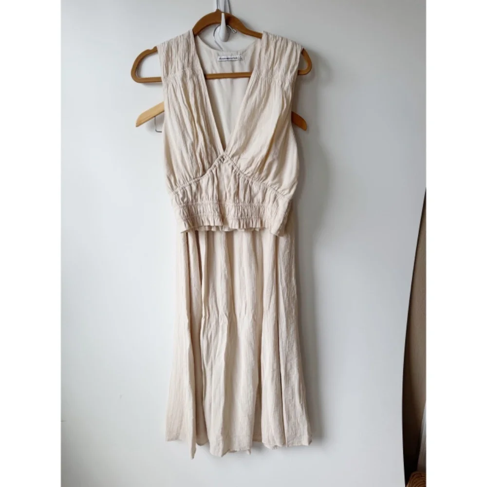 Abercrombie and Fitch Crinkle Textured Plunge Top and Maxi Skirt Cream M/L
